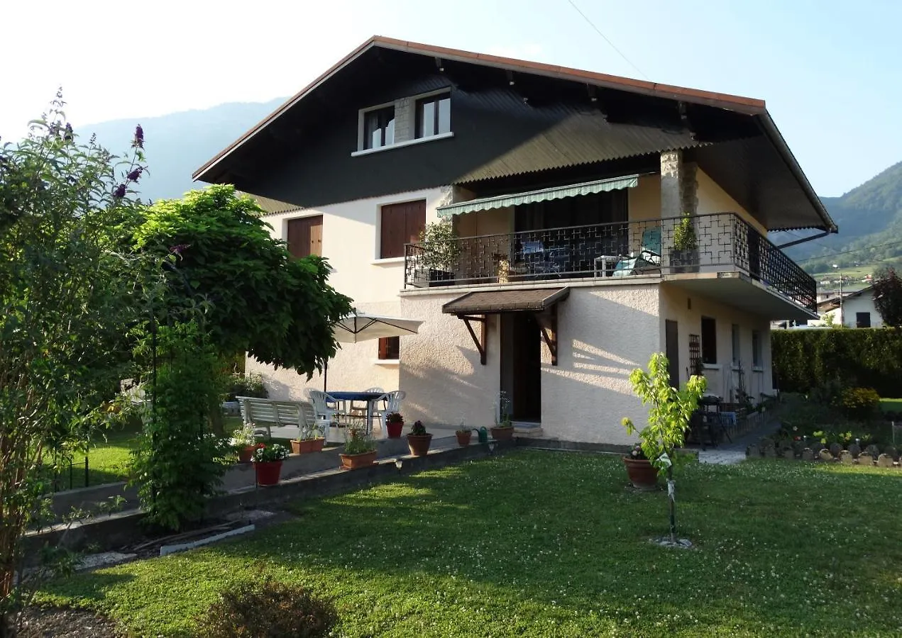 Bed and Breakfast Chez Laurette Et Louis Ugine